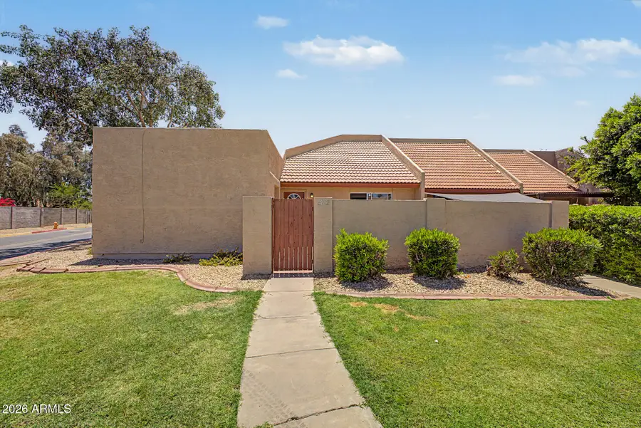4122 W Calavar Road, Phoenix, AZ 85053 - #2