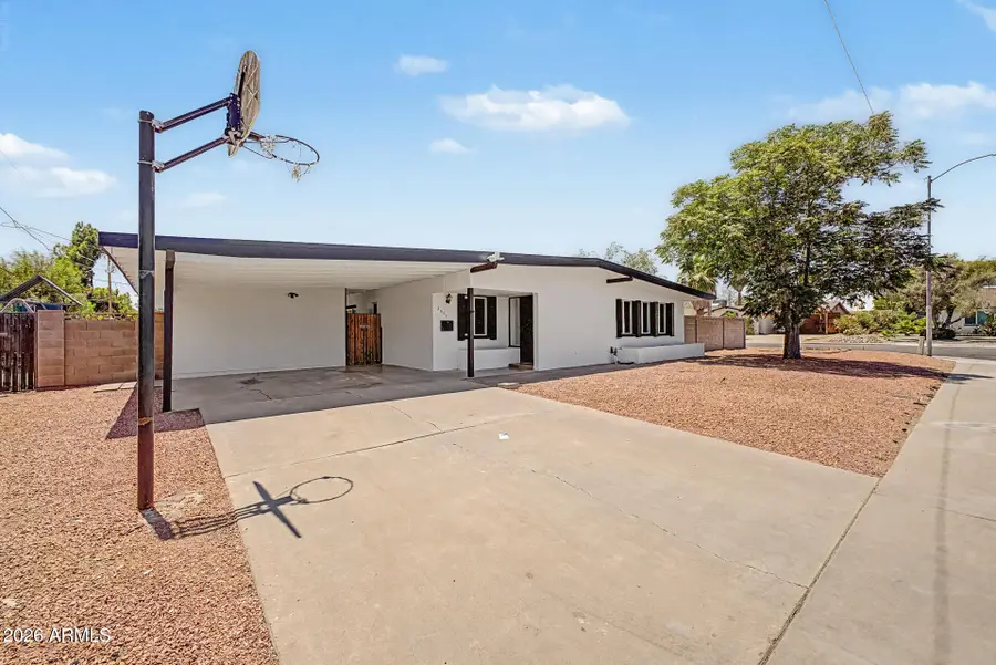 3601 E Laurel Lane, Phoenix, AZ 85028 - #3