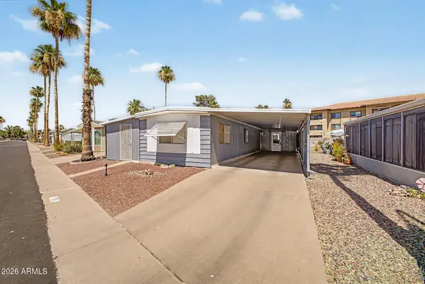 303 S Recker Road #16, Mesa, AZ 85206