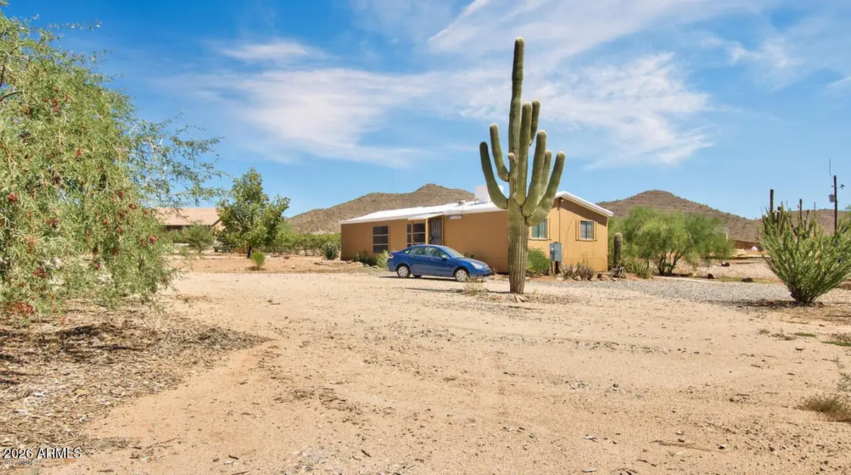 39805 N New River Road, Phoenix, AZ 85086 - #1