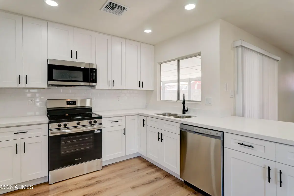 5619 W Hartford Avenue, Glendale, AZ 85308 - #1