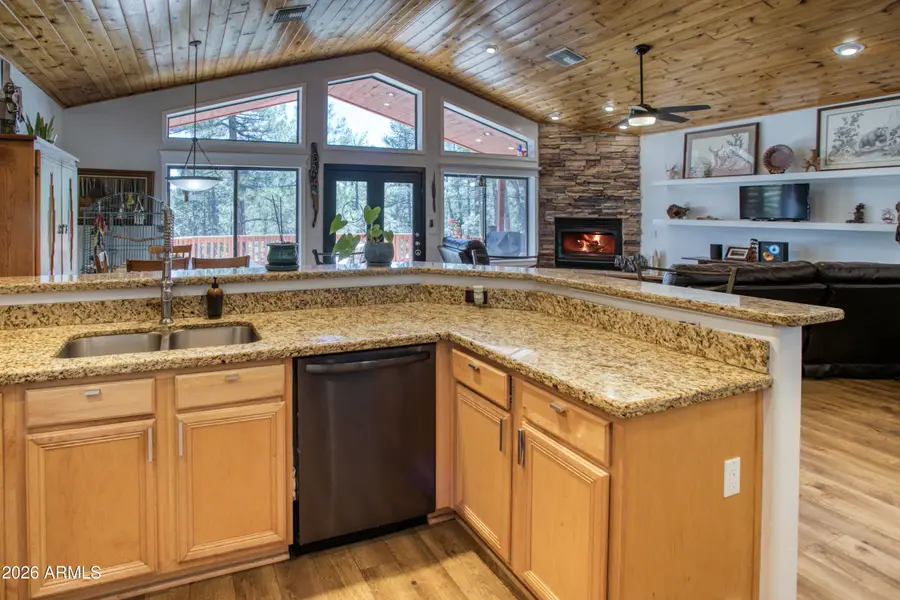 1011 Hillside Drive, Show Low, AZ 85901 - #3