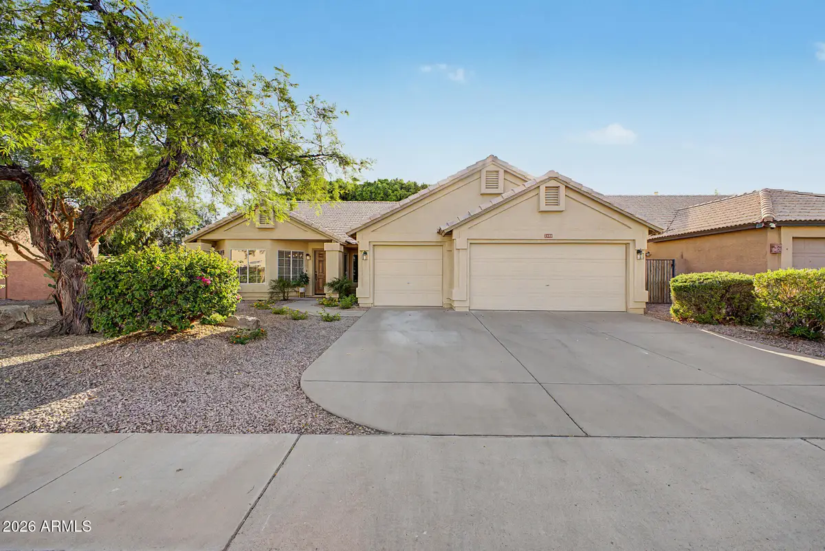 2466 S Revolta --, Mesa, AZ 85209 - #1