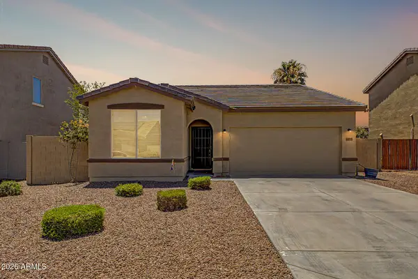 1911 W Half Moon Circle, San Tan Valley, AZ 85144