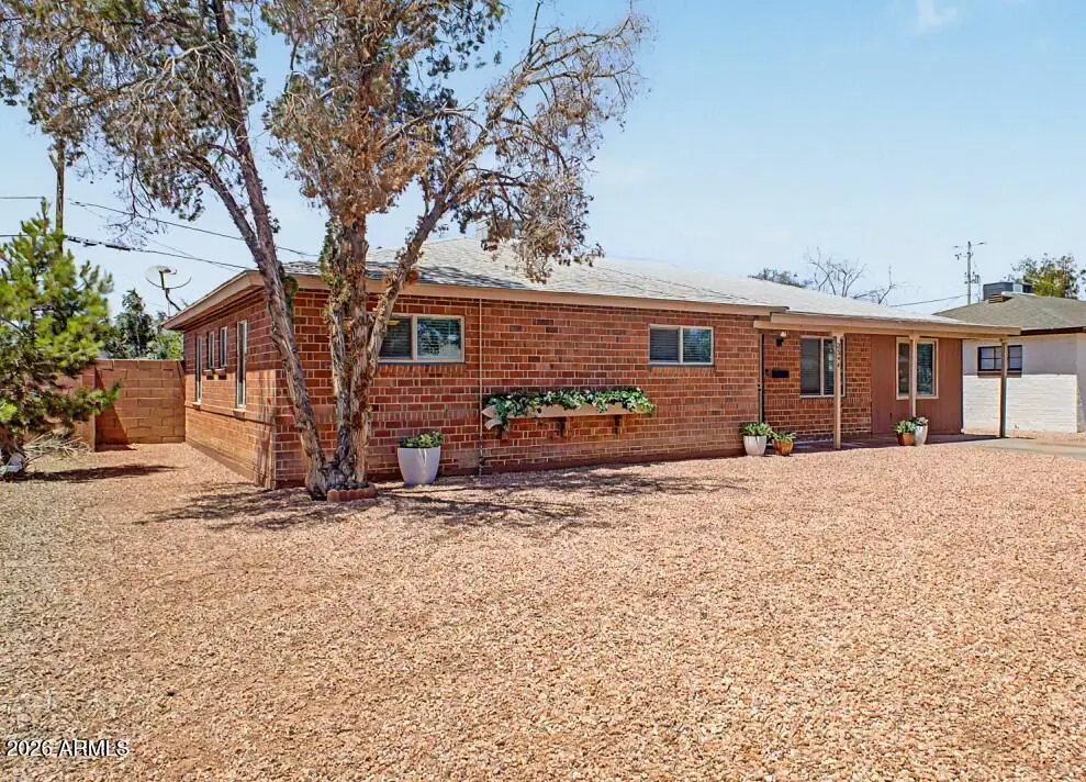 2344 W Mitchell Drive, Phoenix, AZ 85015 - #1