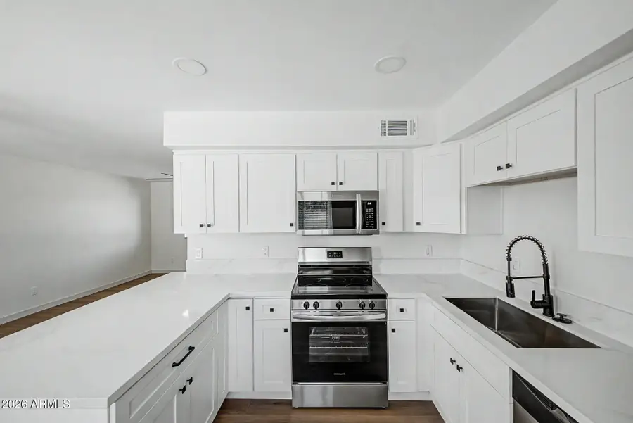 2525 E Inverness Avenue, Mesa, AZ 85204 - #2