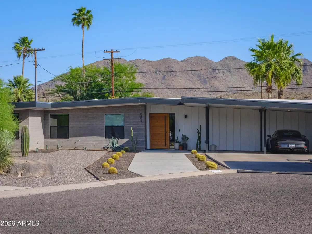 9841 N 35th Street, Phoenix, AZ 85028 - #1