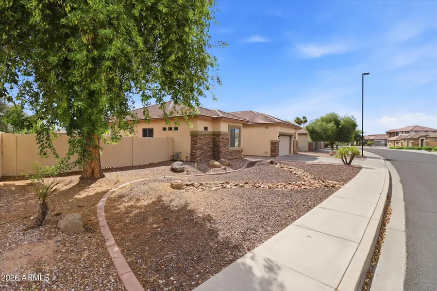 6758 S Rachael Way, Gilbert, AZ 85298 - #2