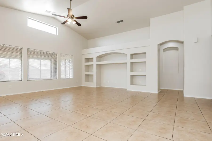 8612 W Mohave Street, Tolleson, AZ 85353 - #3
