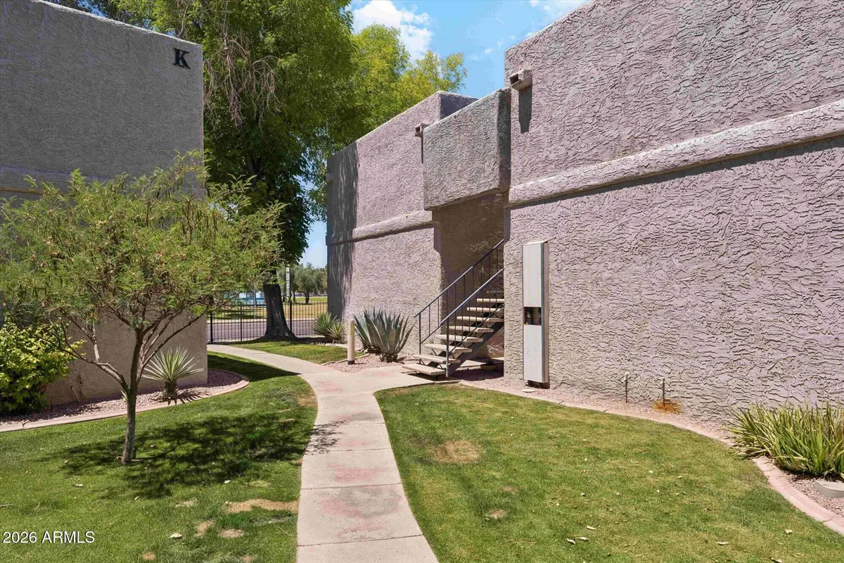 4444 E Paradise Village Parkway N #231, Phoenix, AZ 85032 - #1