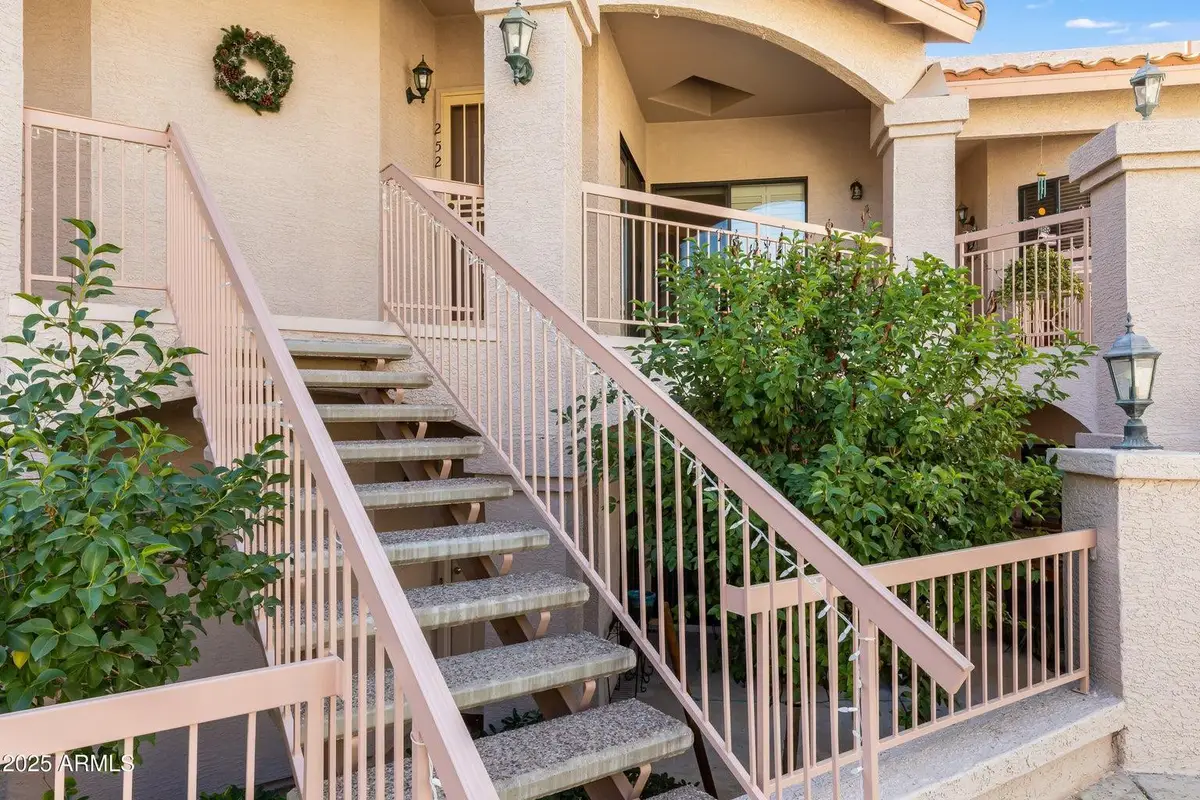 9151 W Greenway Road #252, Peoria, AZ 85381 - #1