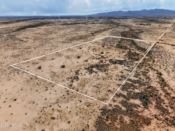25410 W Lone Mountain Road, Morristown, AZ 85342