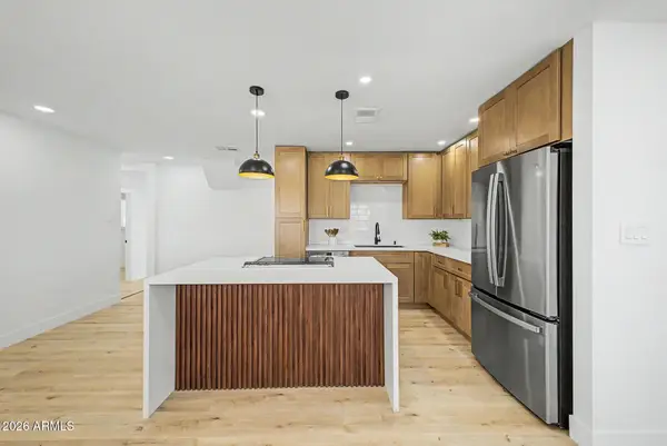 5232 W Hearn Road, Glendale, AZ 85306