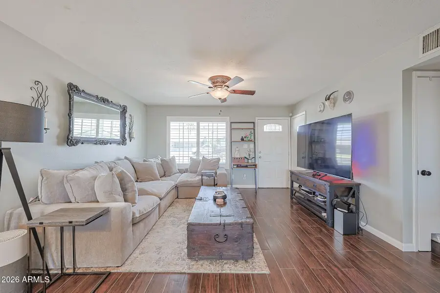 2327 W Sunnyside Avenue, Phoenix, AZ 85029 - #3