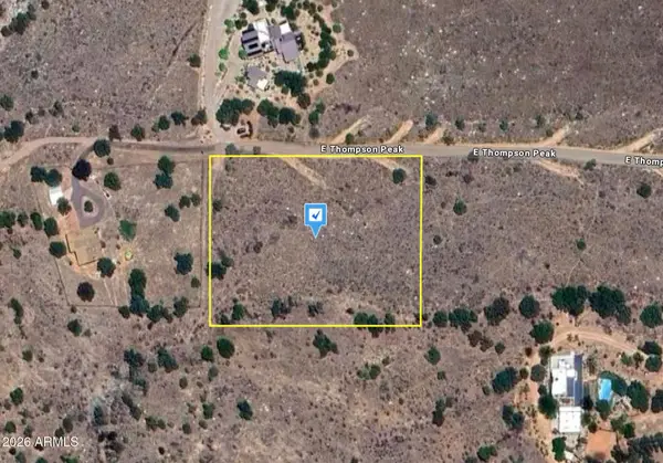 5750 E Thompson Peak --, Hereford, AZ 85615