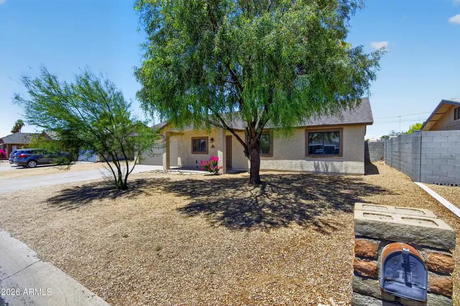 690 E Osage Avenue, Apache Junction, AZ 85119 - #3