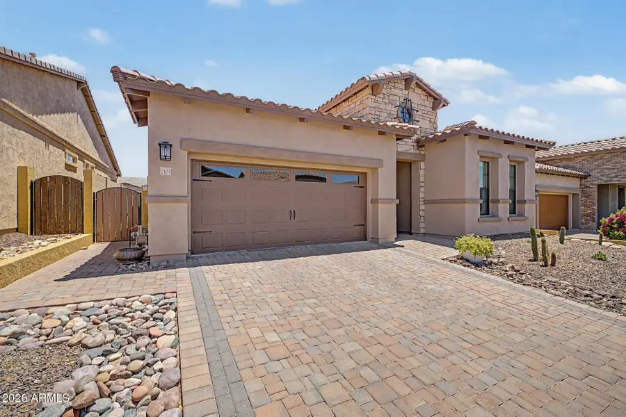 2103 N Red Cliff, Mesa, AZ 85207 - #3