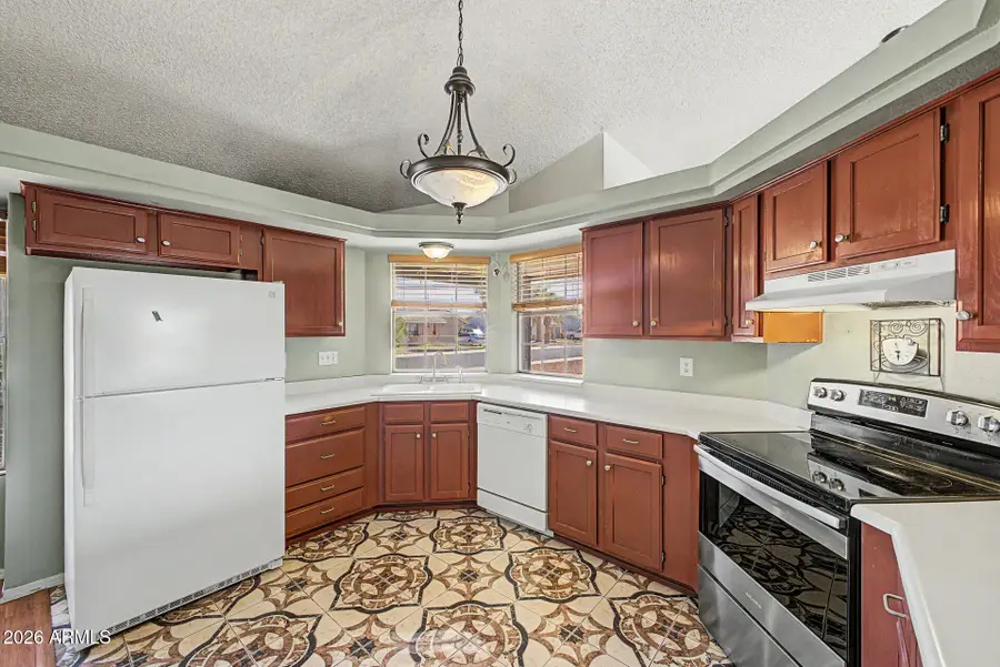 8126 W Columbine Drive, Peoria, AZ 85381 - #3