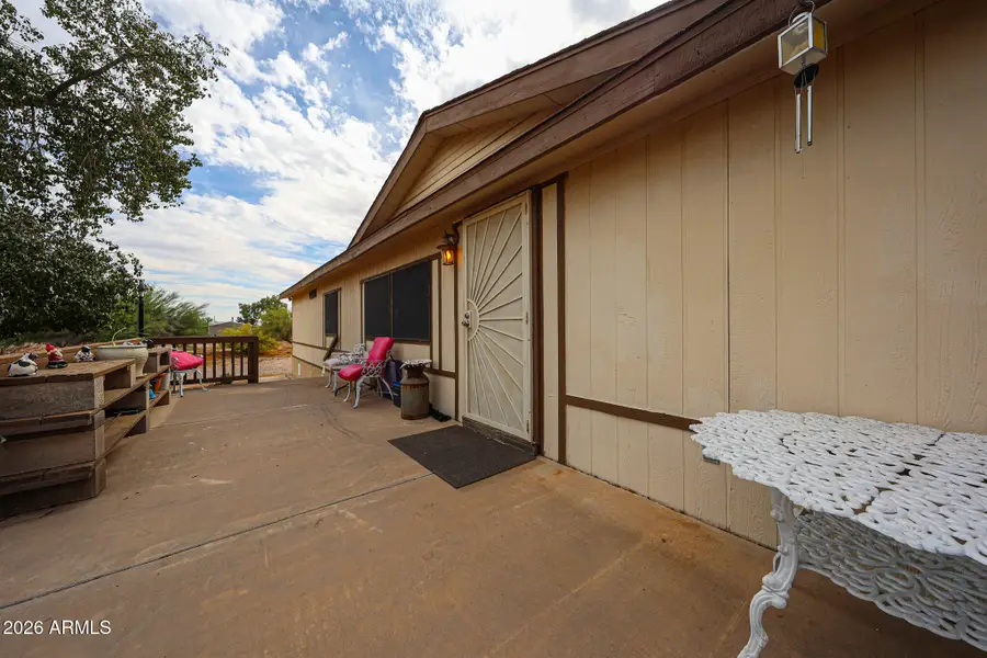 880 E 4th Avenue, Apache Junction, AZ 85119 - #3