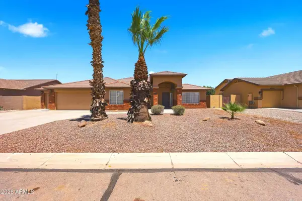 3686 E Meadow Land Drive, San Tan Valley, AZ 85140
