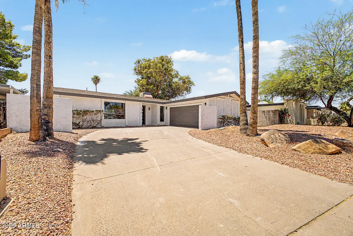 4101 E Alan Lane, Phoenix, AZ 85028 - #1