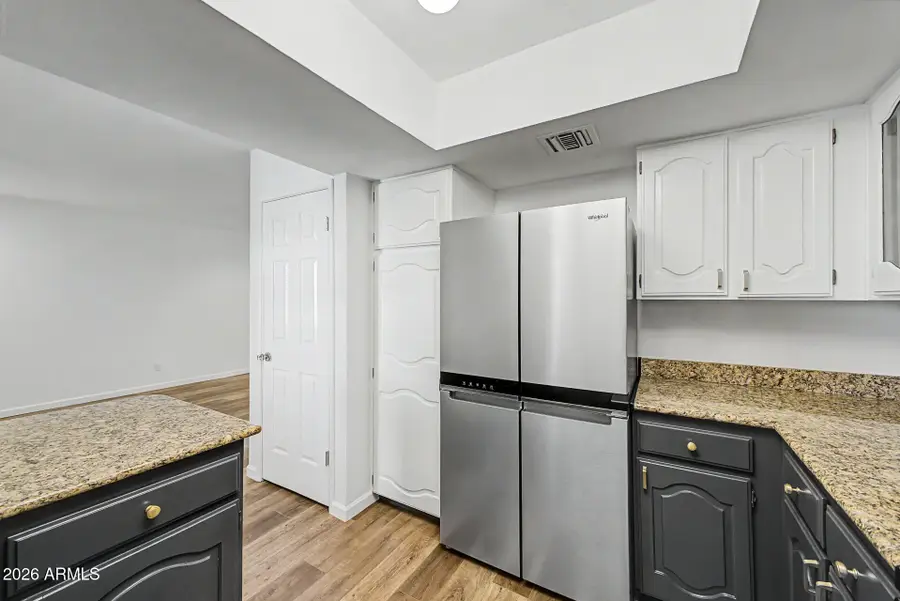 12222 N Paradise Village Parkway S #323, Phoenix, AZ 85032 - #3