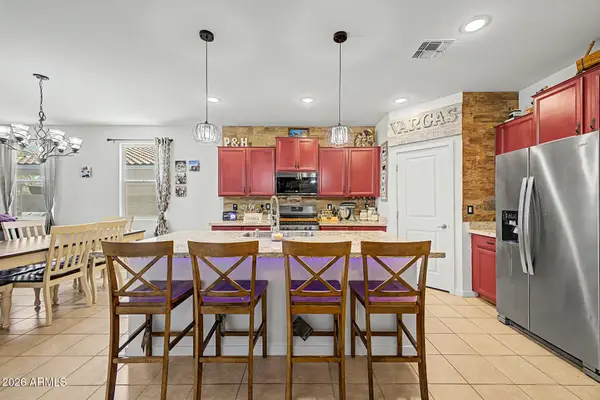 7373 N 123rd Drive, Glendale, AZ 85307