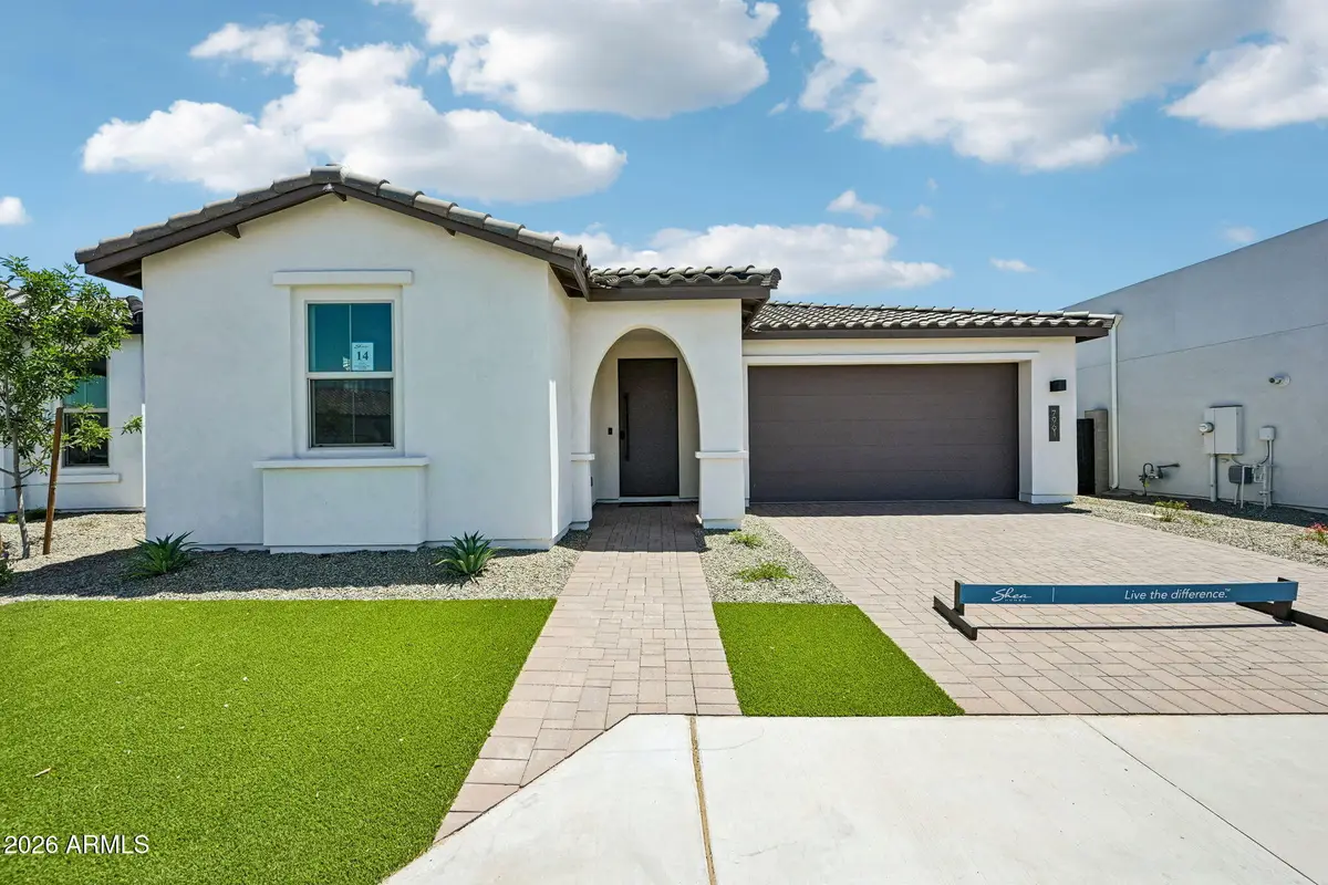 7961 W Loma Lane, Peoria, AZ 85345 - #1