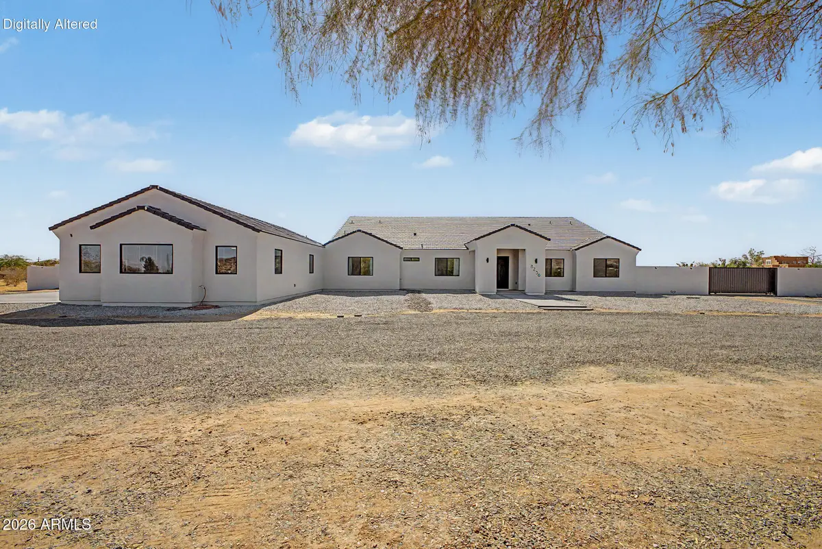 8236 N Calle Hermosa Circle, Casa Grande, AZ 85194 - #1