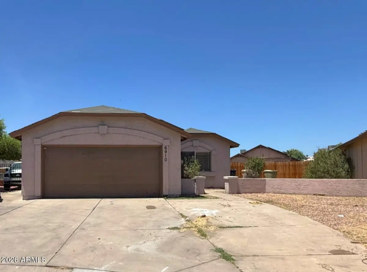 6910 W State Avenue, Glendale, AZ 85303 - #1