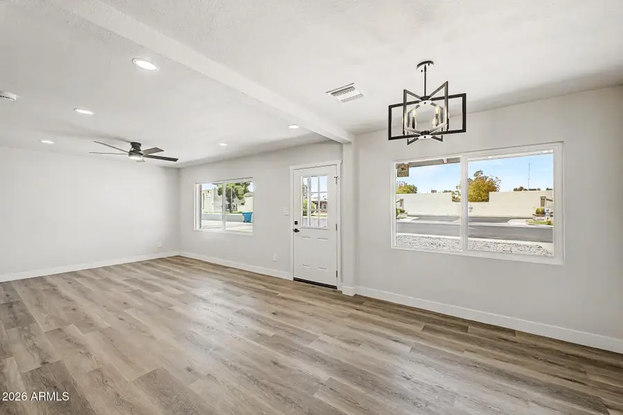 2415 W Maryland Avenue, Phoenix, AZ 85015 - #2