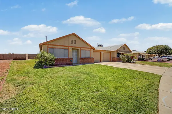 10325 N 95th Drive #B, Peoria, AZ 85345