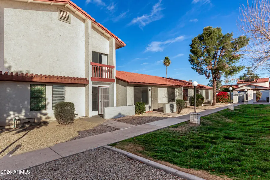 2842 E Beck Lane #2, Phoenix, AZ 85032 - #3