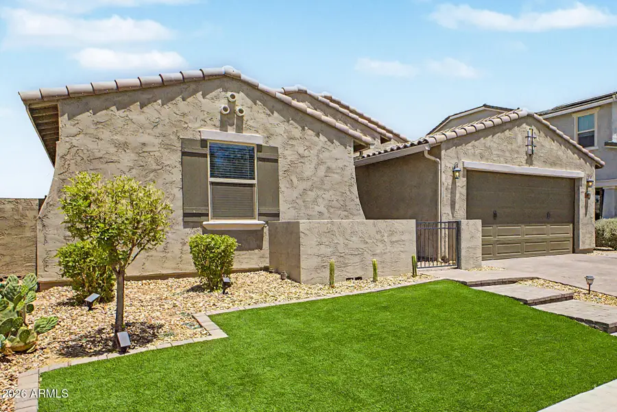 14074 W Holly Street, Goodyear, AZ 85395 - #2