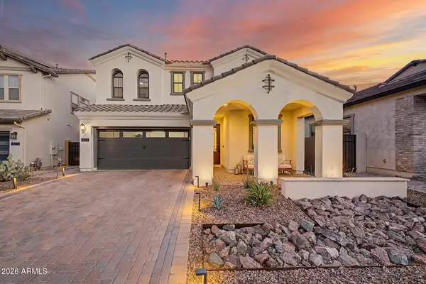 819 E Deer Creek Road, Phoenix, AZ 85048