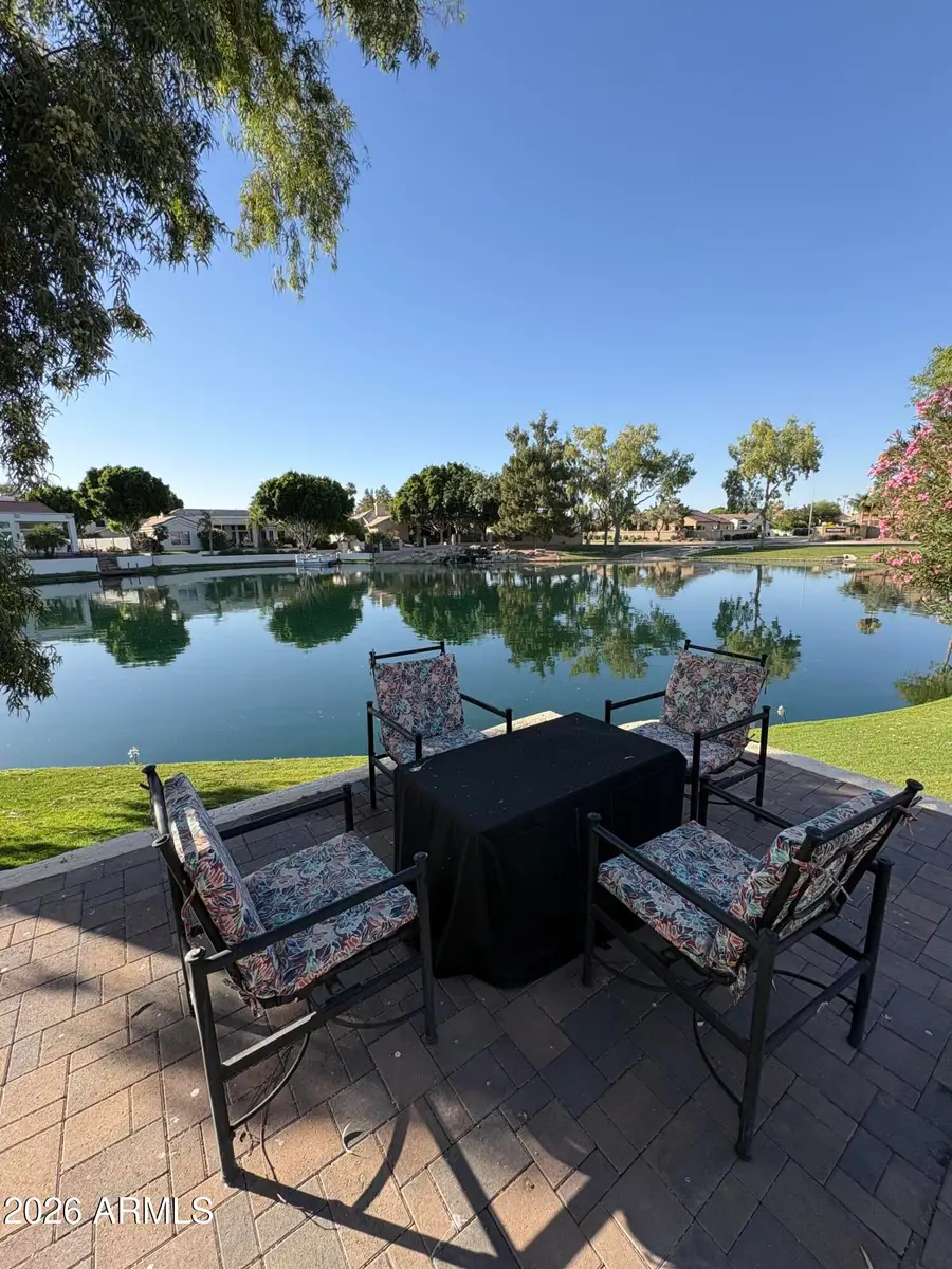 3821 S Hawthorn Drive, Chandler, AZ 85248 - #3