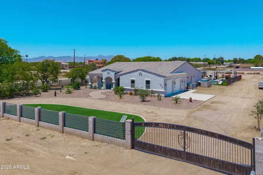 16446 W Pioneer Street, Goodyear, AZ 85338 - #3