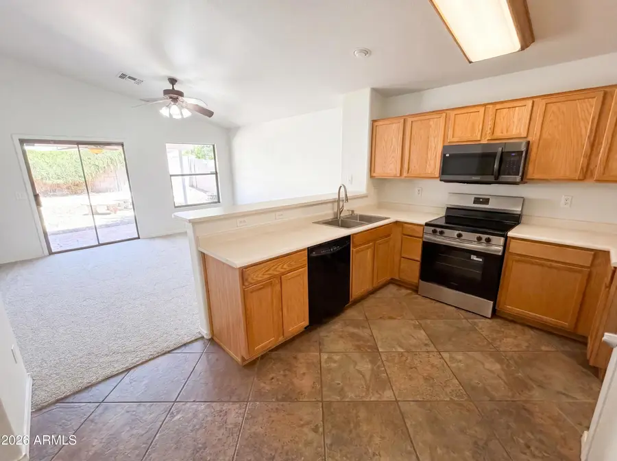 8271 N 112th Avenue, Peoria, AZ 85345 - #2