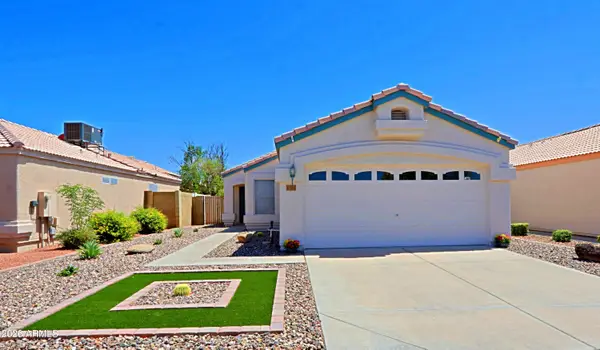 4381 E Campo Bello Drive, Phoenix, AZ 85032