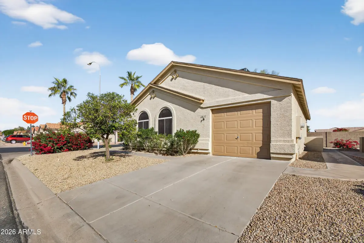 6831 S Oakmont Drive, Chandler, AZ 85249 - #1