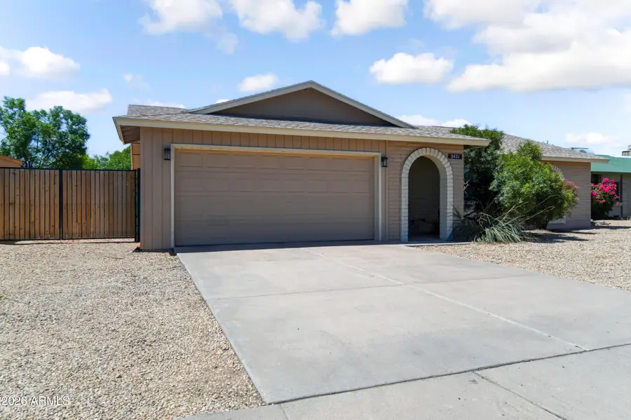 2421 W Brooks Street, Chandler, AZ 85224 - #3