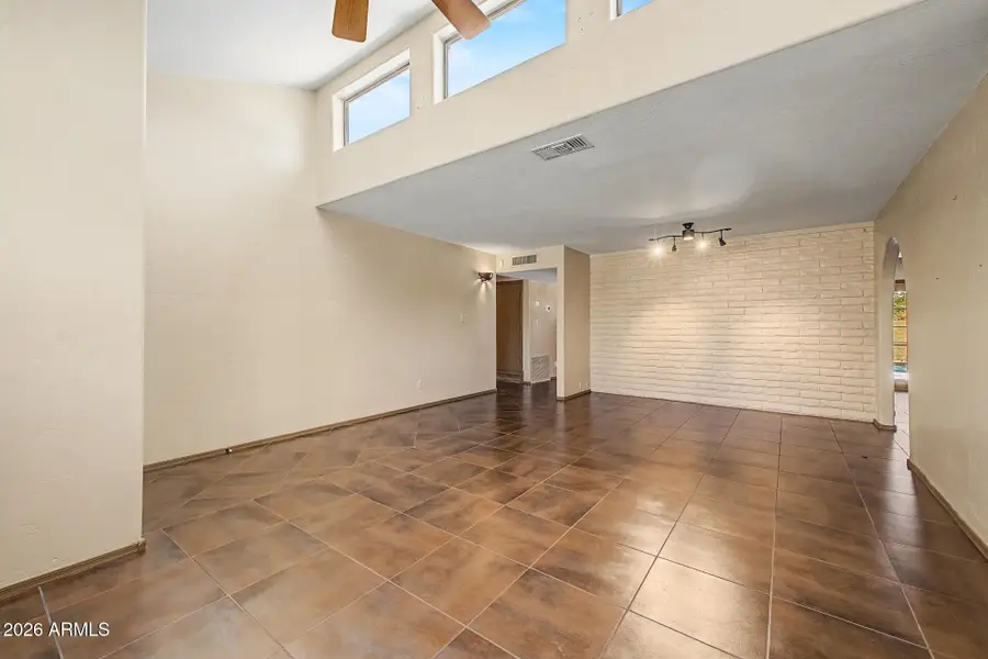 2818 E Paradise Drive, Phoenix, AZ 85028 - #3