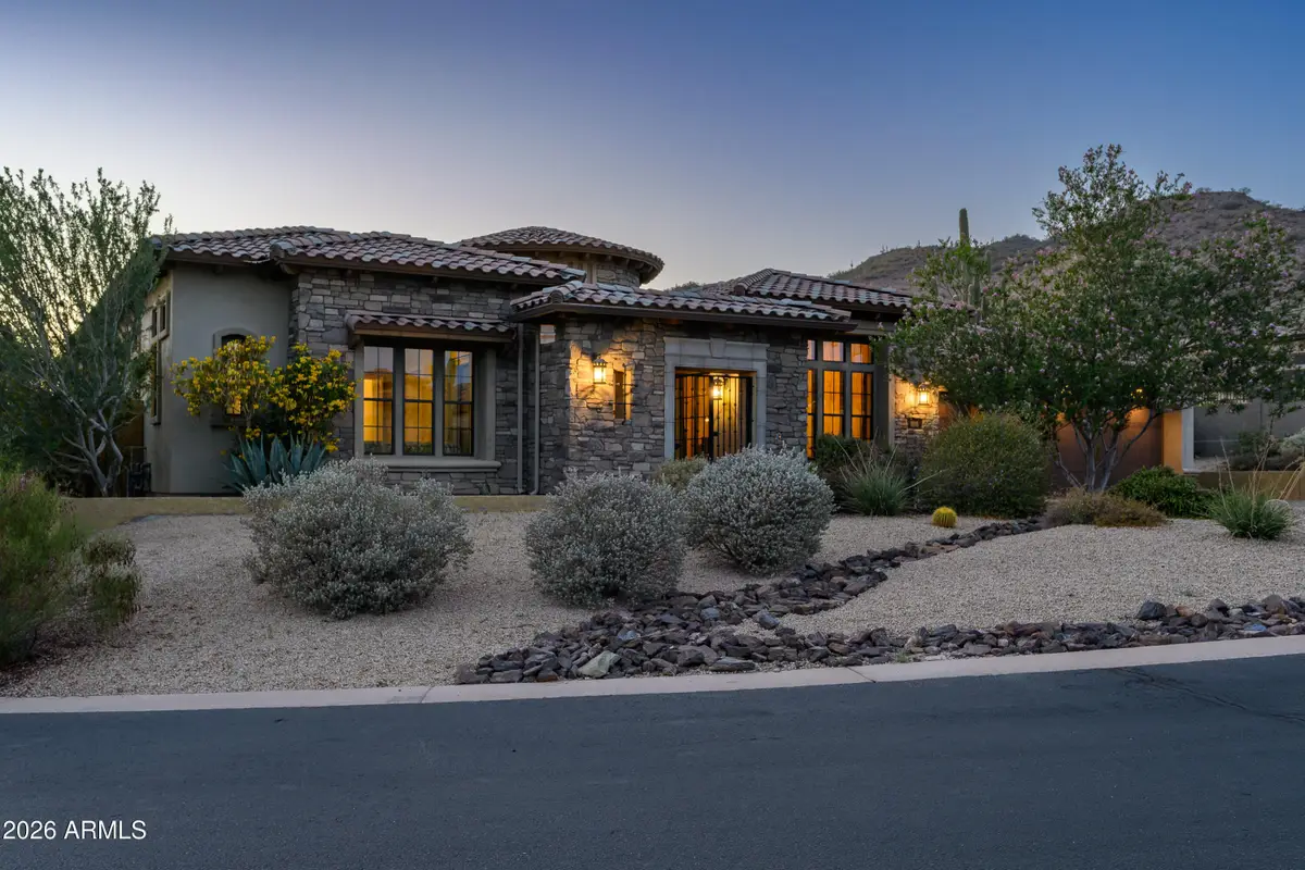 8856 E Rosedale Circle, Mesa, AZ 85207 - #1