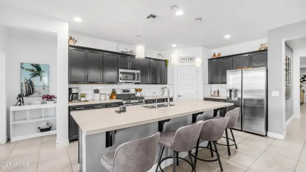 12838 W Tuckey Lane, Glendale, AZ 85307