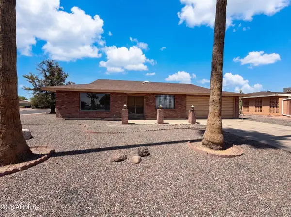 6408 E Adobe Road, Mesa, AZ 85205