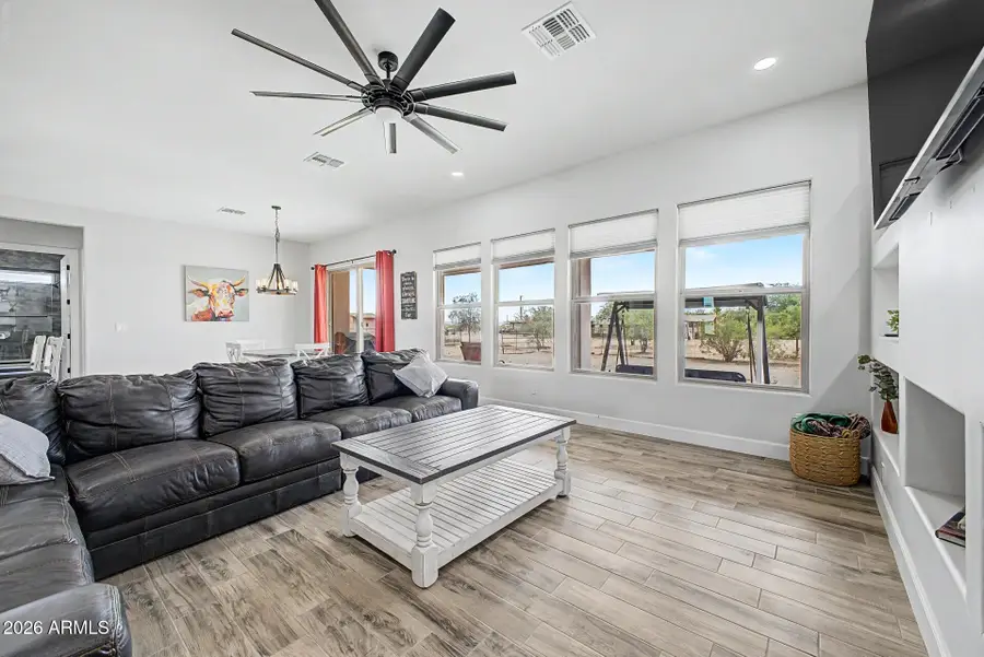 24009 W Redbird Road, Wittmann, AZ 85361 - #2