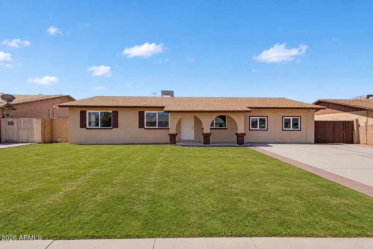 4213 W Sunnyside Avenue, Phoenix, AZ 85029 - #1