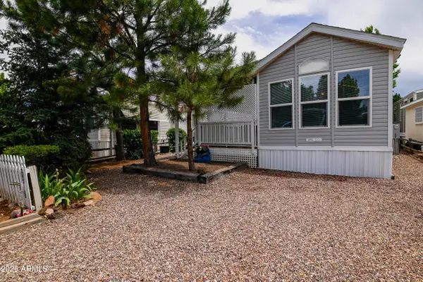 2263 Hanging Tree Lane, Overgaard, AZ 85933