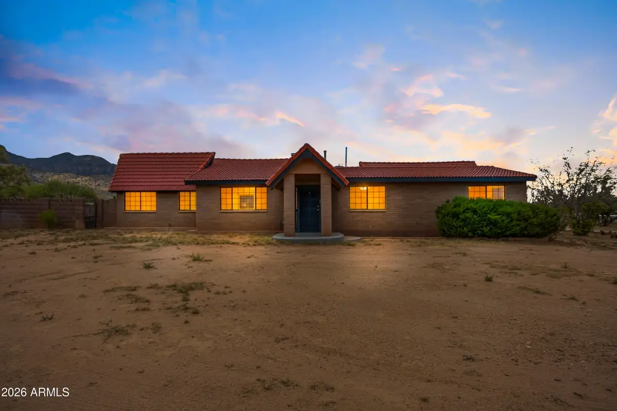 6730 S Calle De La Cereza Lane, Hereford, AZ 85615 - #1