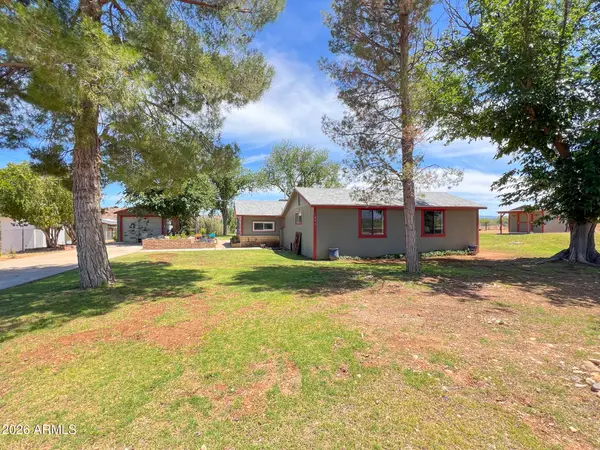 1895 S Sugarloaf Road, Cornville, AZ 86325